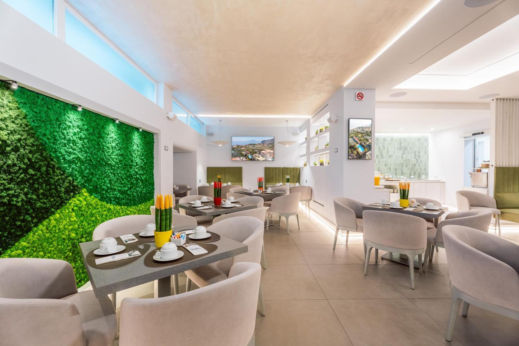 Hotel Gardenia Sorrento, Ascend Hotel Collection Exterior photo