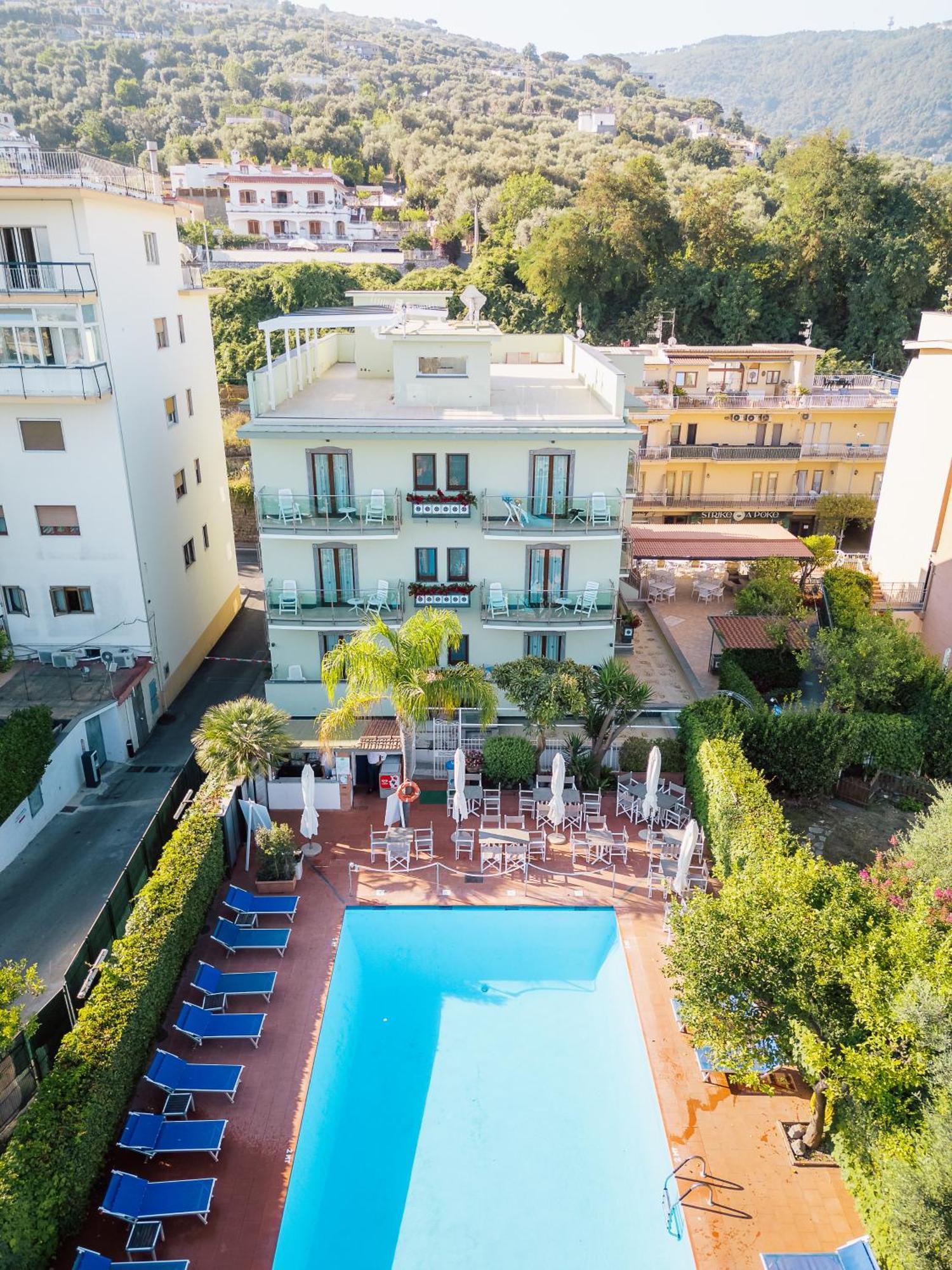 Hotel Gardenia Sorrento Exterior photo