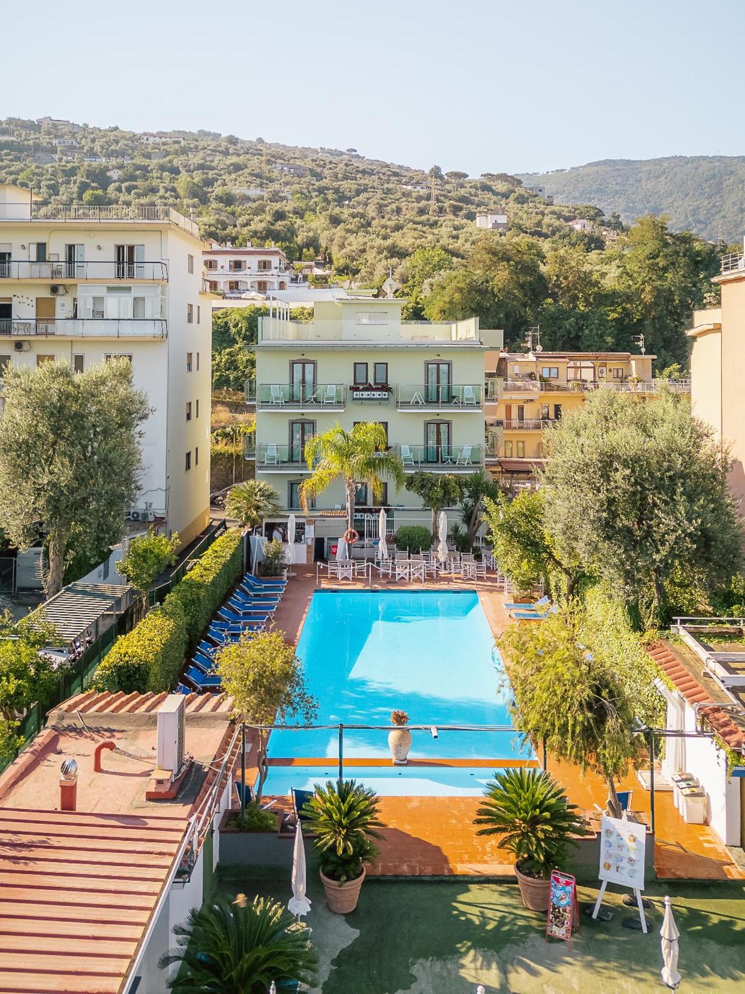 Hotel Gardenia Sorrento Exterior photo